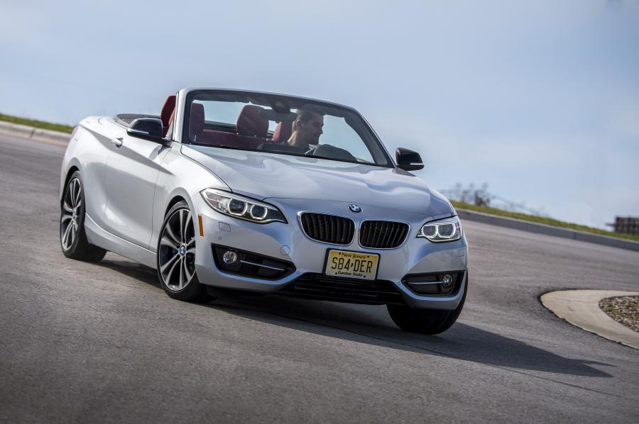  BMW 228i Convertible Sport Line 2015 года  (US) (фото 4 из 30)